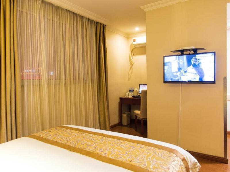Greentree Inn Jiangsu Taizhou Jingjiang Bus Station Express Hotel Eksteriør bilde