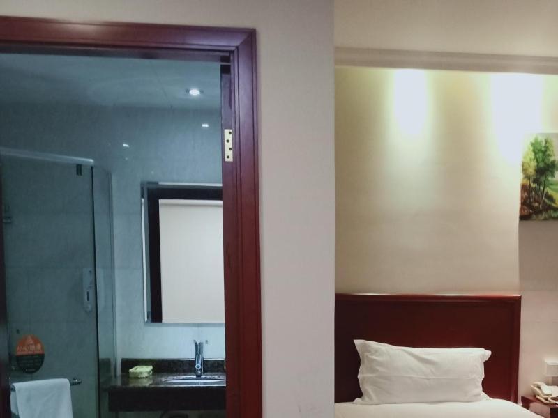 Greentree Inn Jiangsu Taizhou Jingjiang Bus Station Express Hotel Eksteriør bilde