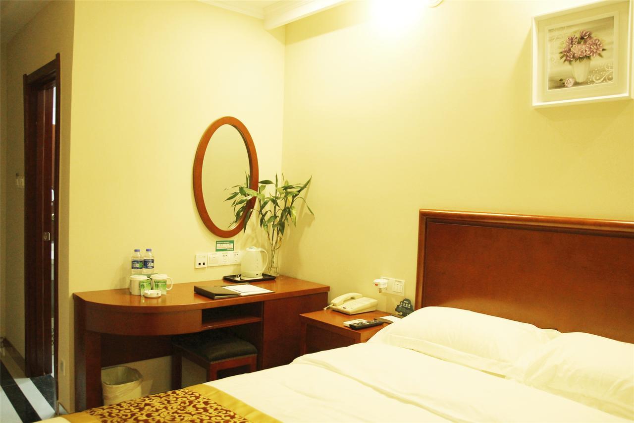 Greentree Inn Jiangsu Taizhou Jingjiang Bus Station Express Hotel Eksteriør bilde